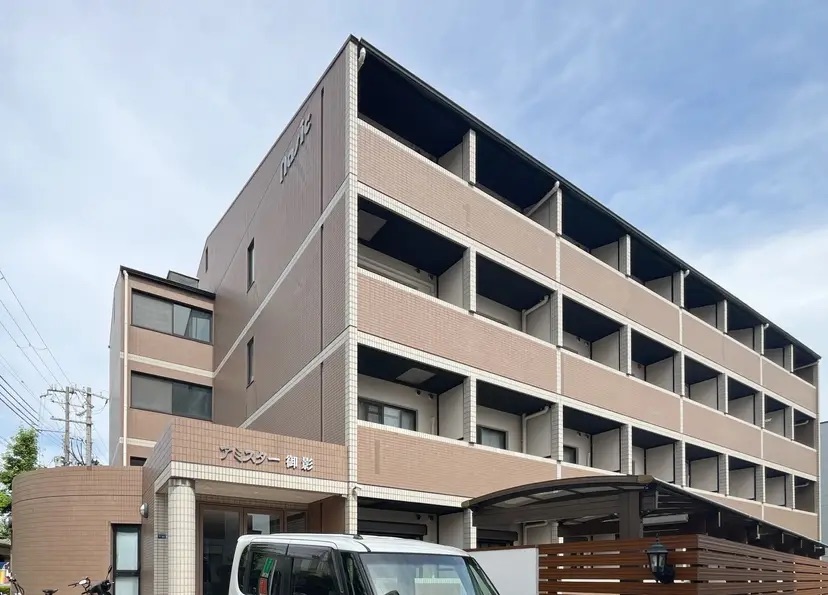 アミスター御影